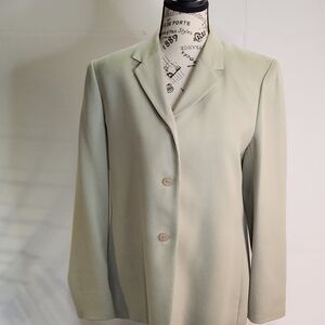 Women's Soft GreenrBlazer